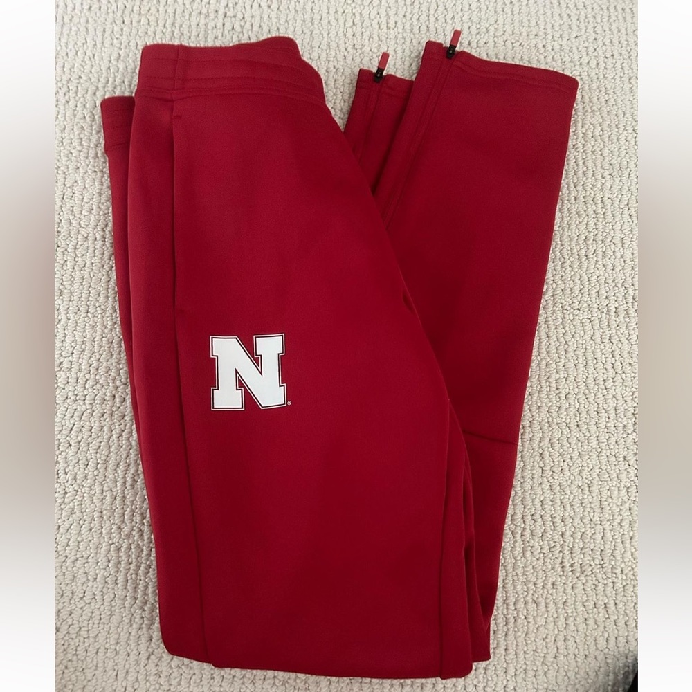 Red sweat pants